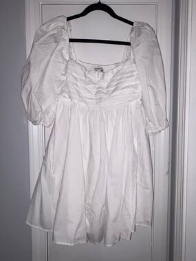 Abercrombie White Puff Sleeve Babydoll Dress